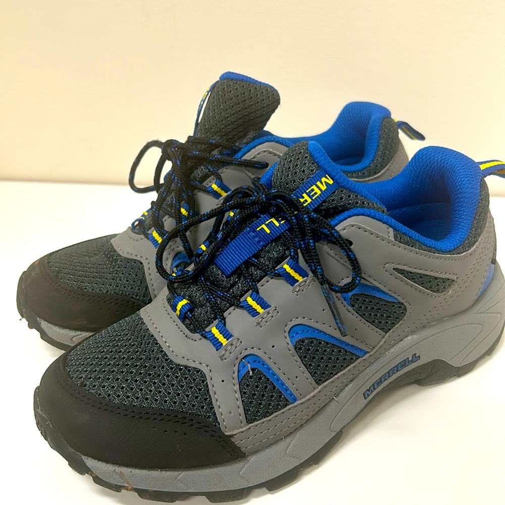 Boys Merrell Tennis Shoes